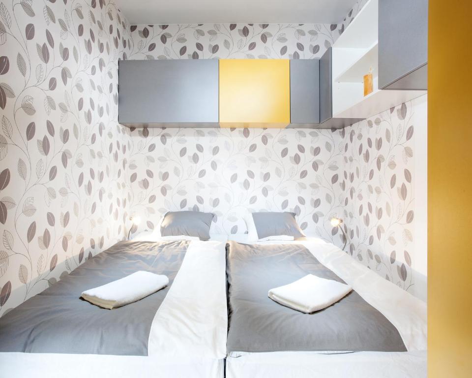 Yellow Apartment Deluxe Brno Oda fotoğraf